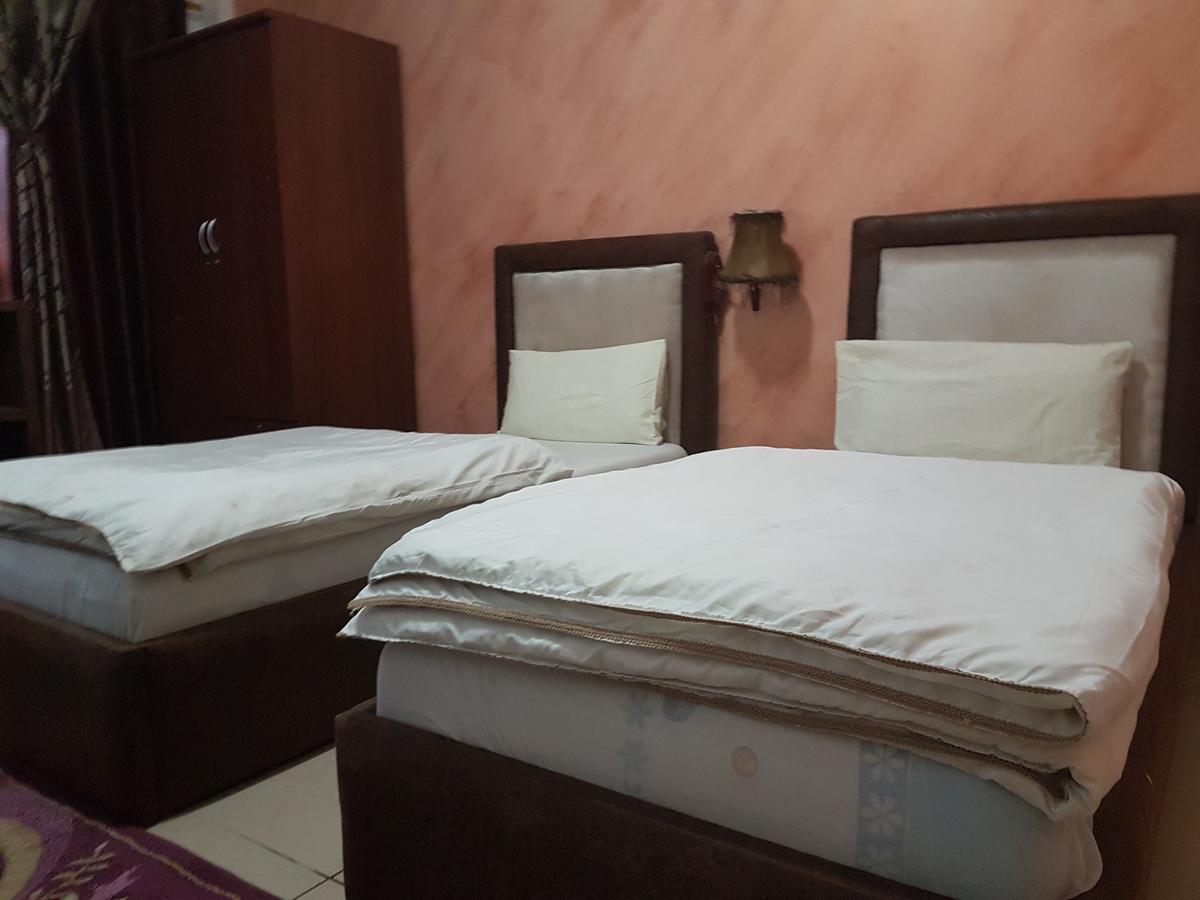Novo Hotel Μπραζαβίλ Εξωτερικό φωτογραφία